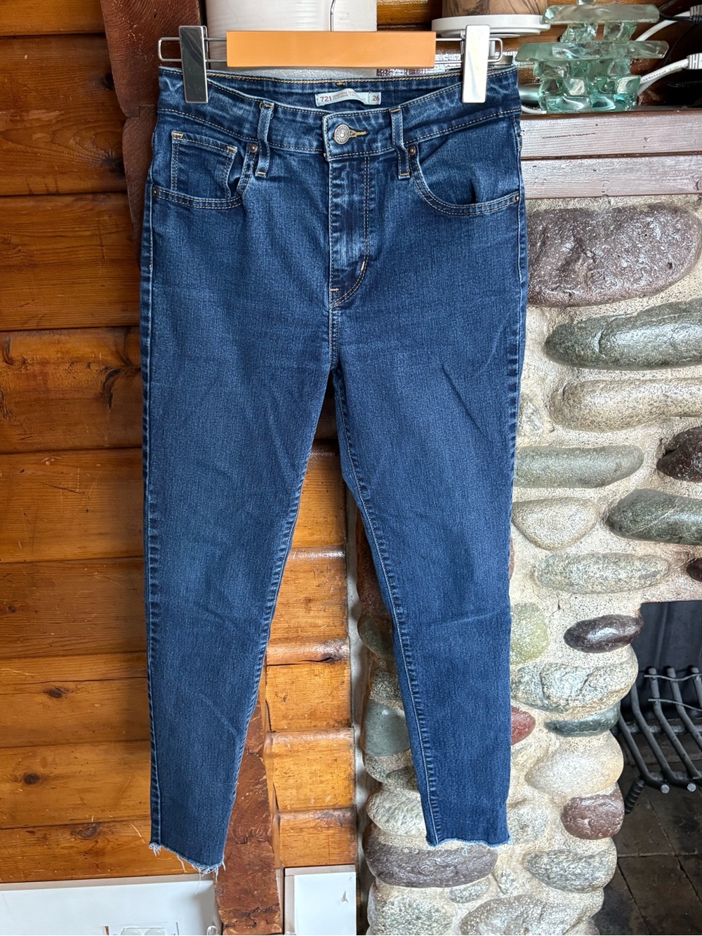 Levi’s 721 High Rise Skinny Jeans Size 26 Dark Wash Raw Hem